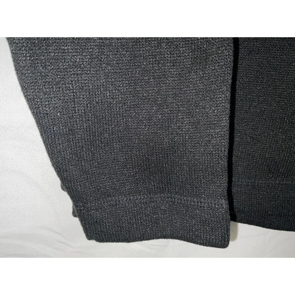 NWT Men's Wrangler Long Sleeve Quarter Zip Mock Neck Sweater Black - Small